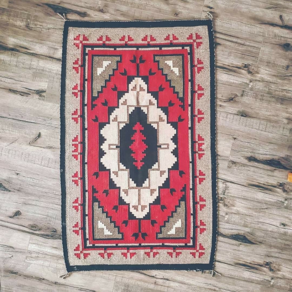 Vintage southwest Ganado Navajo rug